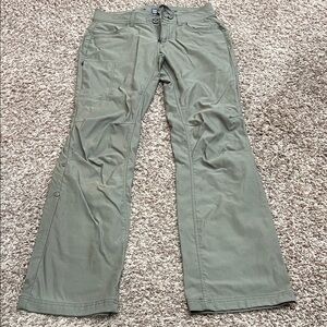 Prana Halle olive green convertible pants sz 6 tall